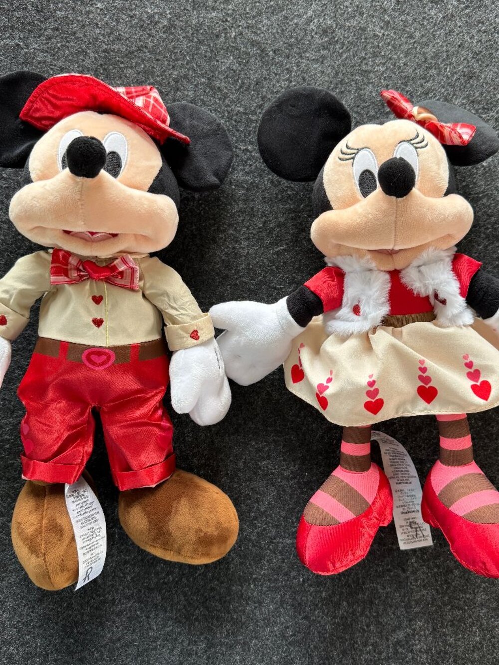 Disney Mickey Minnie Mouse Valentine’s Day Plush Pair 16” 2022